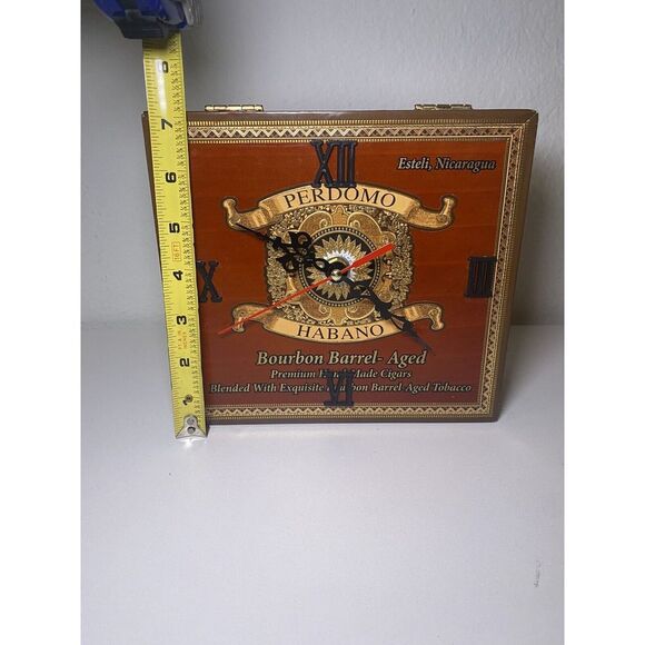 PERDOMO HABANO BOURBON BARREL-AGED MADURO GORDO CIGAR BOX CLOCK FROM NICARAGUA - Picture 11 of 16